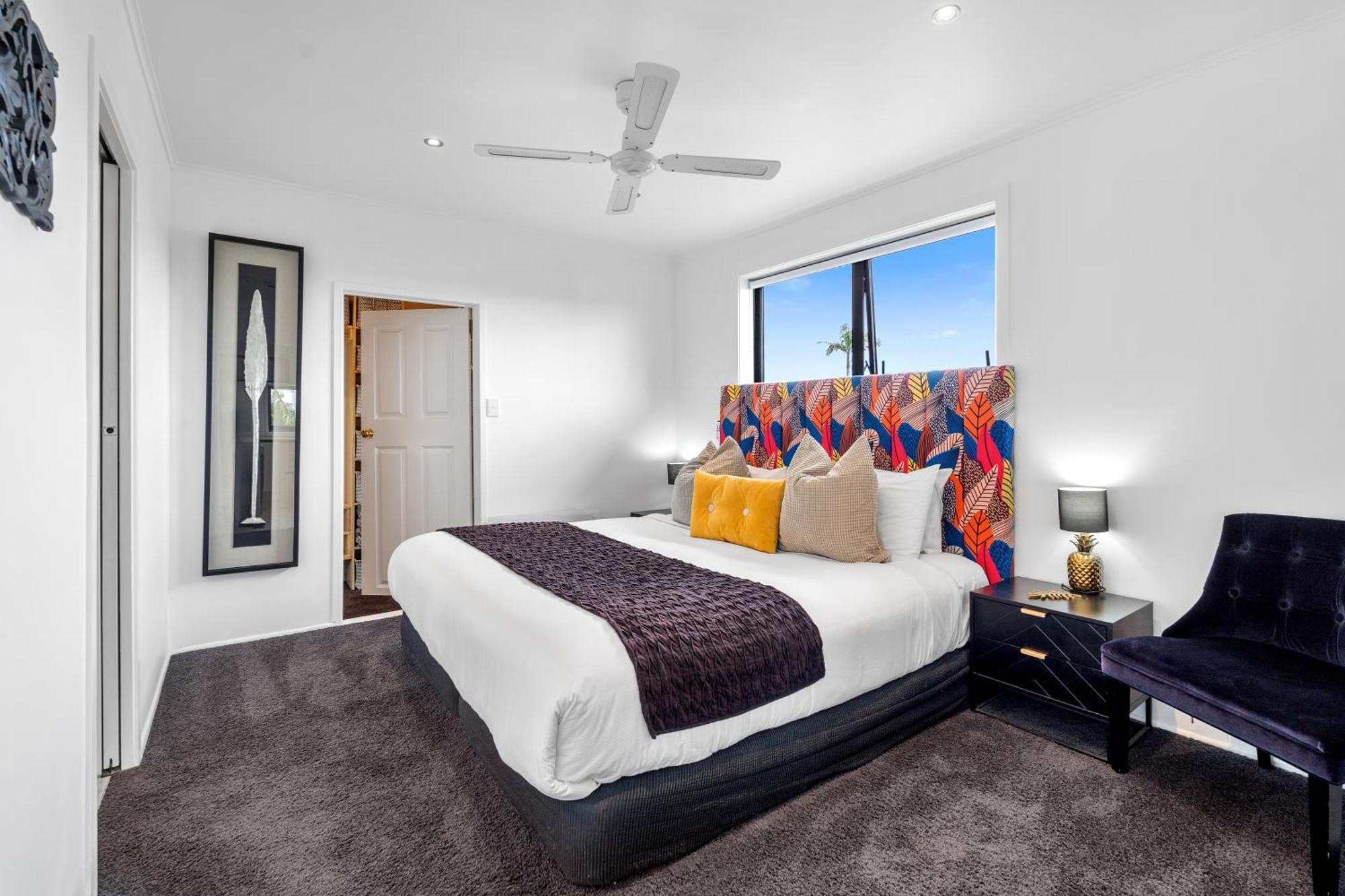 Beachcomber Motel 2*